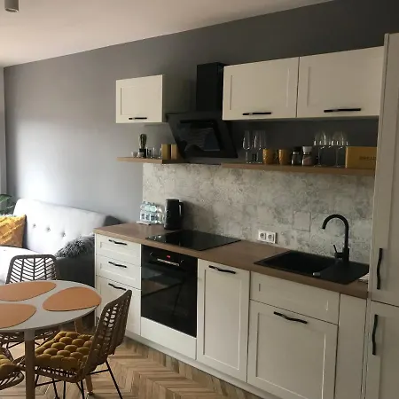 Апартаменти Capital Towers Rzeszow, Free Parking, Terrace Ряшів