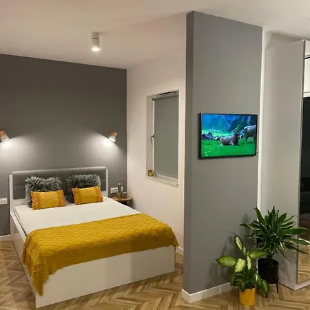 Capital Towers Rzeszow, Free Parking, Terrace *